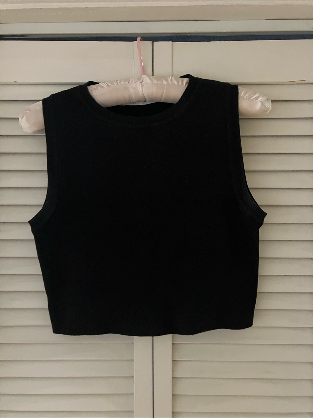 Zara Cropped Black Knit Tank Top Size Large
